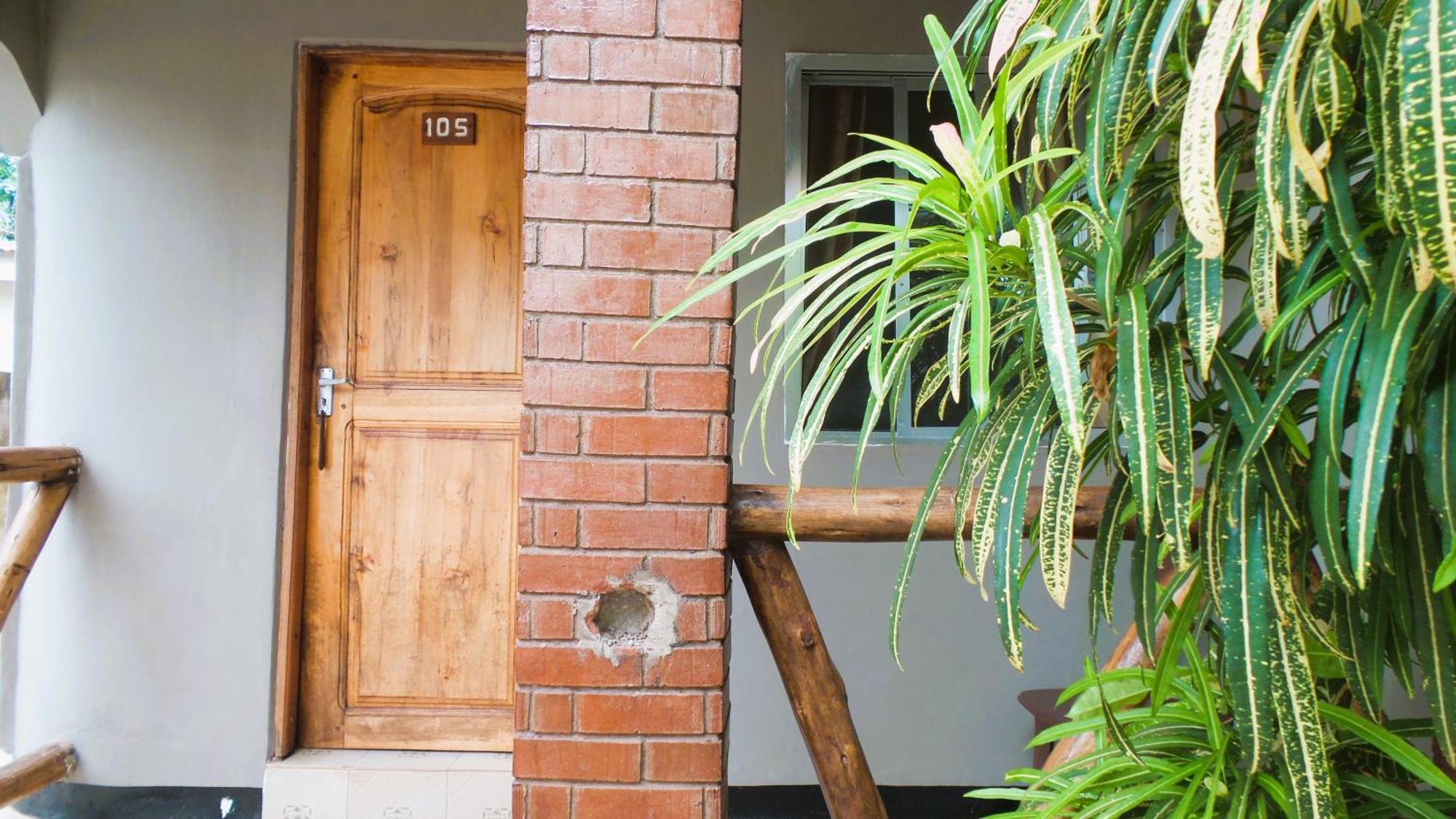Home Feeling Neneu Lodge Moshi Exterior foto
